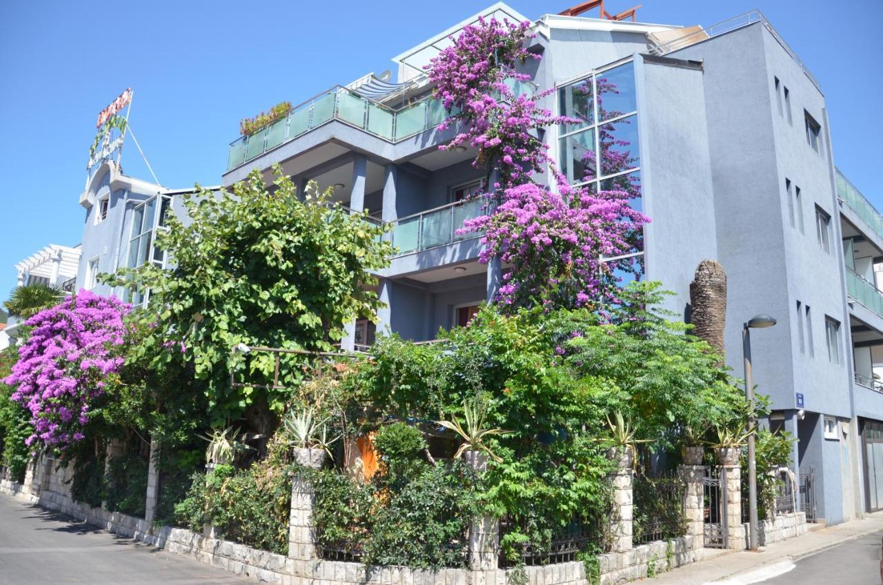 Aquarius Appartement Budva Buitenkant foto