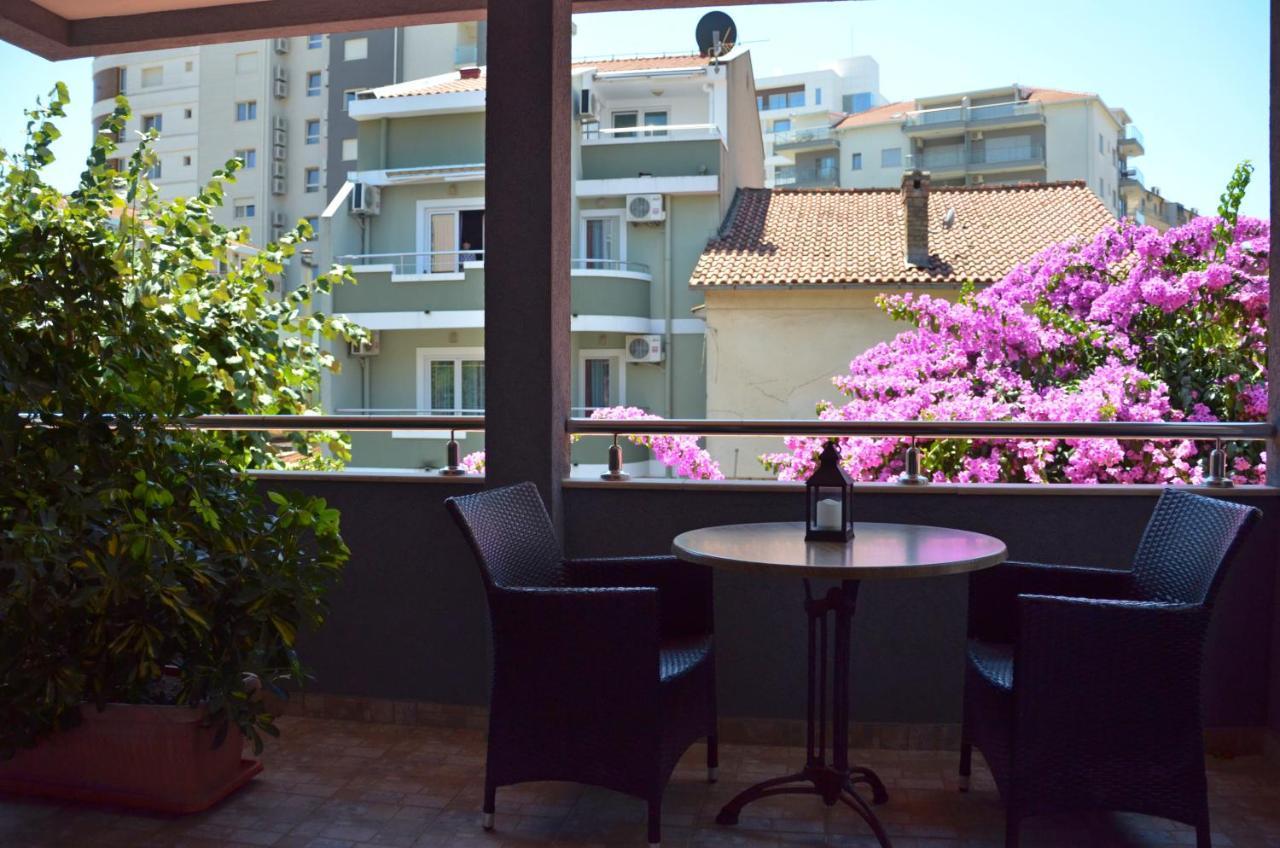 Aquarius Appartement Budva Buitenkant foto