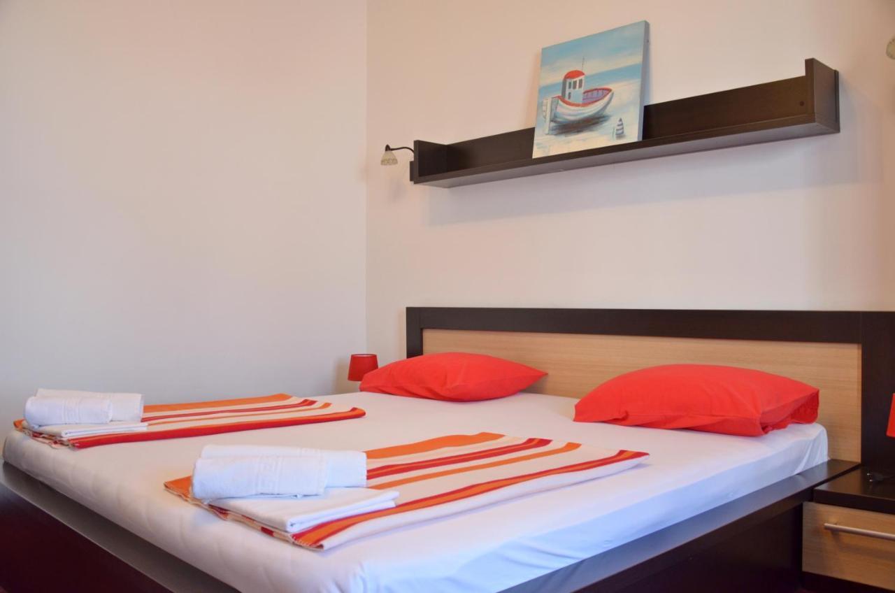 Aquarius Appartement Budva Buitenkant foto