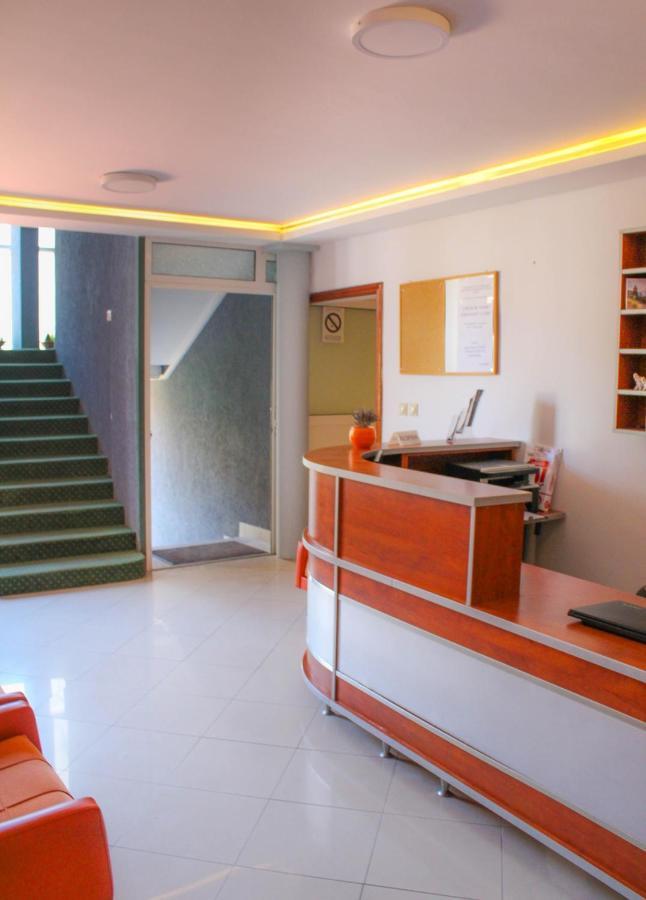 Aquarius Appartement Budva Buitenkant foto